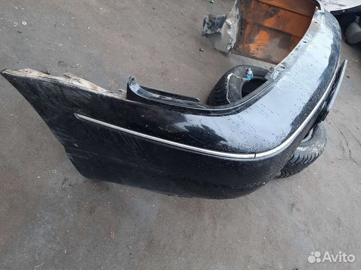 Бампер задний Chrysler Cirrus