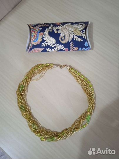 Колье ожерелье