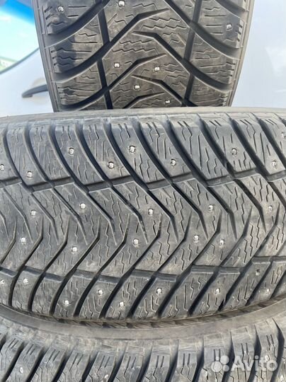 Yokohama Ice Guard IG65 235/55 R19 105T