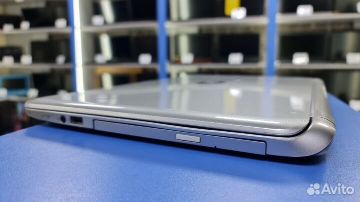 Ноутбук HP i5-4200u 8gb 1000gb GT 740M 2gb