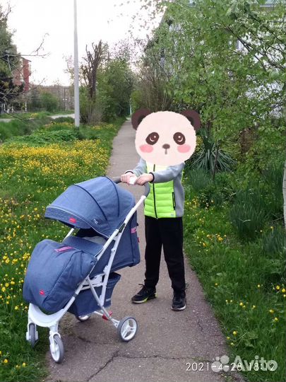 Прогулочная коляска