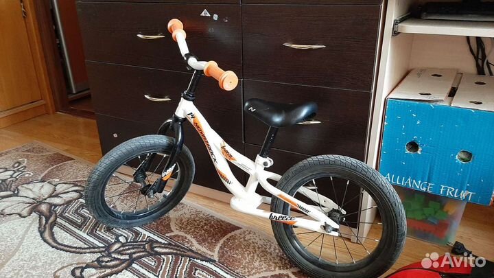 Беговел детский от 3 лет