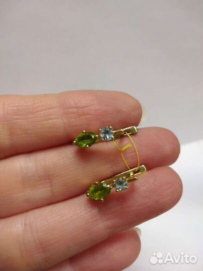 Золотые серьги 585 пробы с хризолитами