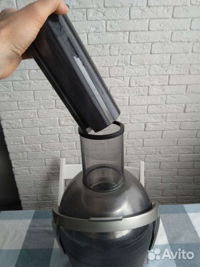 Соковыжималка Philips HR1869 Avance Collection