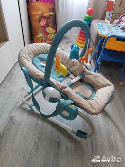 Шезлонг детский