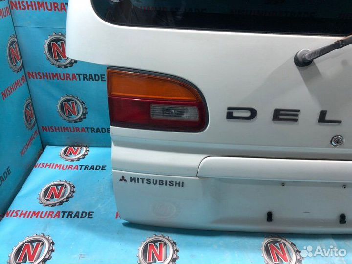 Дверь багажника Mitsubishi Delica PD6W 6G72 №208