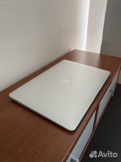 MacBook Air (13-inch, Early 2015)
