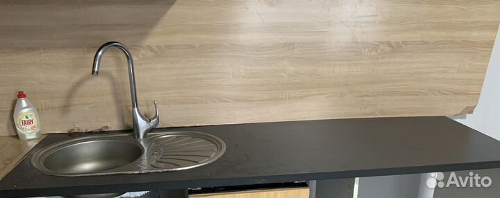 Столешница,кухонная мойка и сместитель