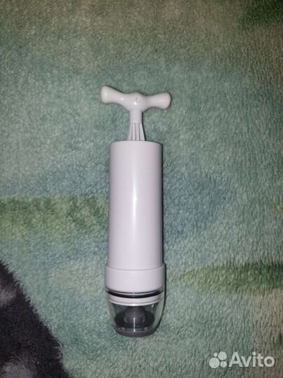 Ручной насос для вакуумных пищевых пакетов