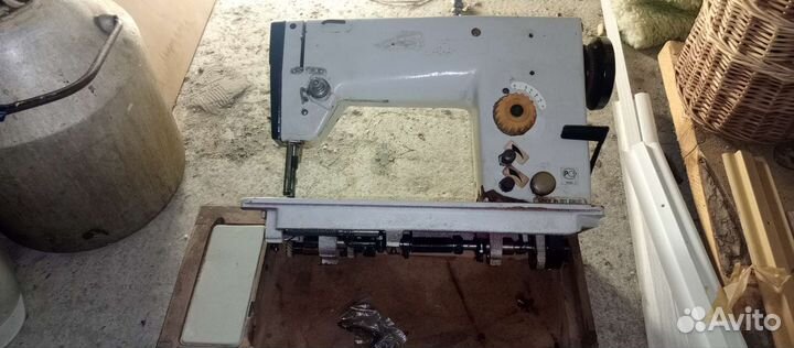 Швейная машина Veritas