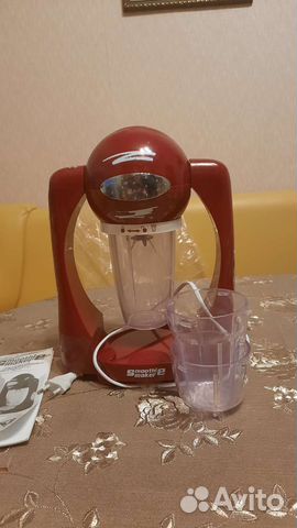 Блендер для смузи и коктейлей