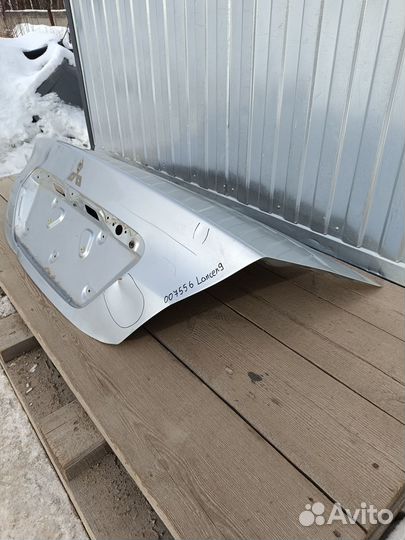 Крышка багажника Mitsubishi Lancer 9 IX