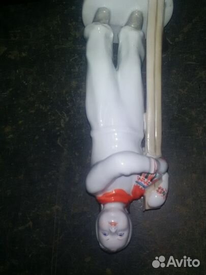 Мишка олимпиада, девочка с азбукой, девочка с лыжа