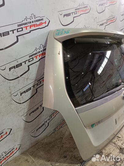 Дверь задняя subaru forester SG5 SG9 60809SA0509P 2 модель серебро, 39J XE238