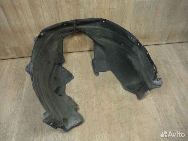 Подкрылок передний левый toyota RAV4 50 2019