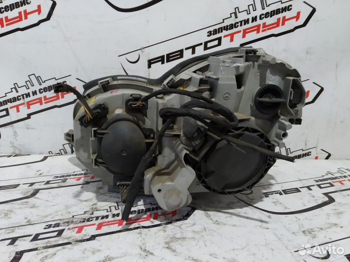 Фара mercedes C-class S203 W203 xenon линза правая