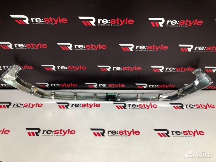 Нижний молдинг решетки Lexus LX450d с16г TRD S2472