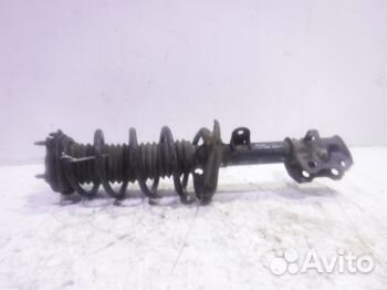 Стойка передняя правая в сборе