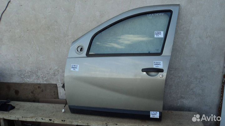 Дверь передняя левая Renault Sandero 1