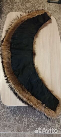 Меховой воротник енот