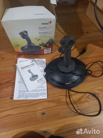 Игровой манипулятор Genius MaxFighter F-23U