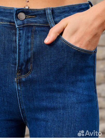 Джинсы 25