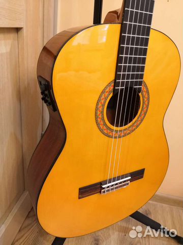 Классическая гитара yamaha c40 new с подключением объявление продам