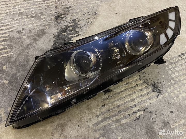 Фара ксенон левая KIA Optima 3 TF дорест