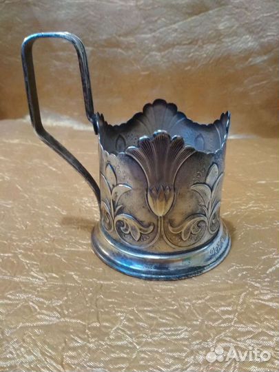 Подстаканник Лилия Ленэмальер