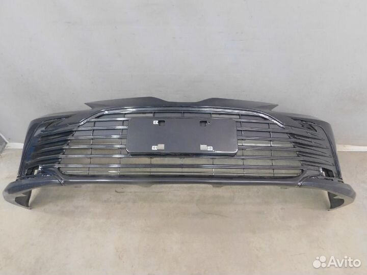 Бампер передний Toyota Camry