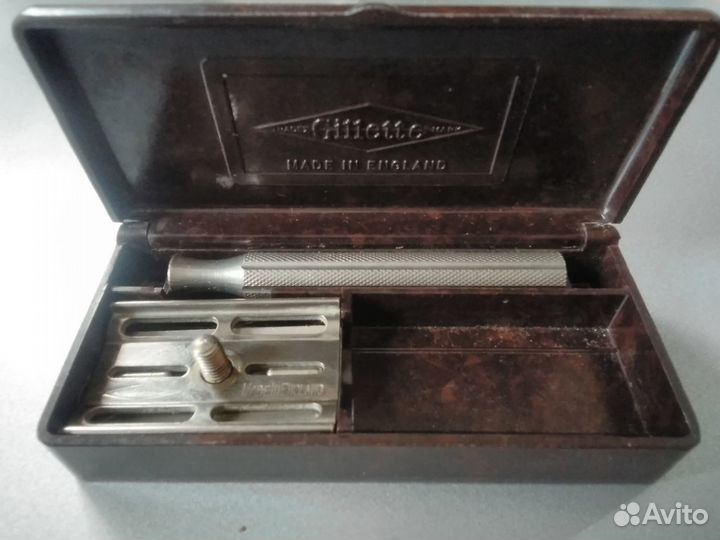 Продается безопасная бритва Gillette