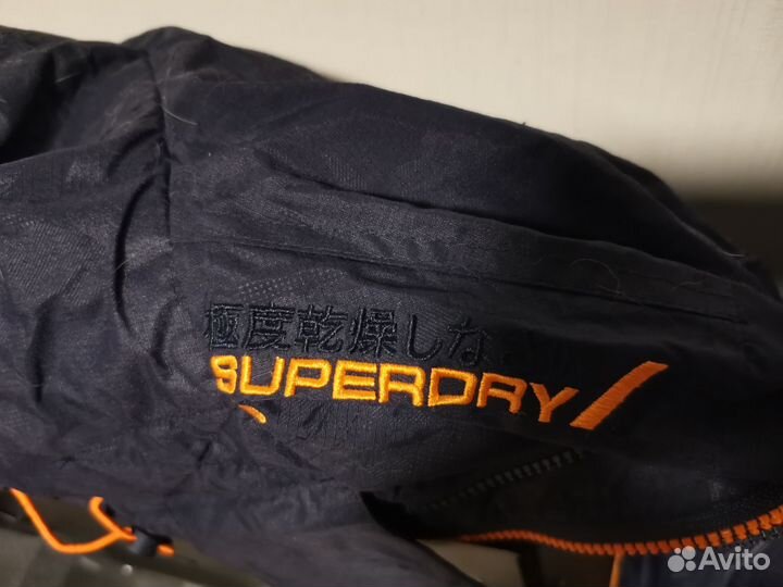 Куртка ветровка superdry m5001ct