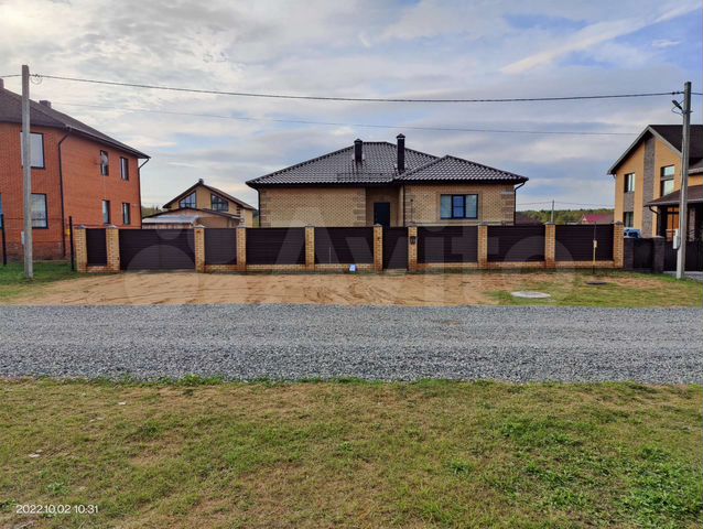 Дом 167,6 м² на участке 8 сот.