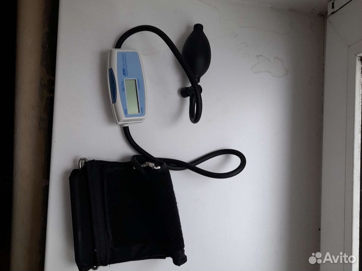 Тонометр UA - 604