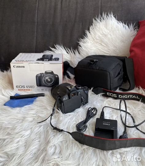 Зеркальный фотоаппарат canon 650d