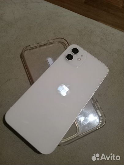 iPhone 12, 64 ГБ