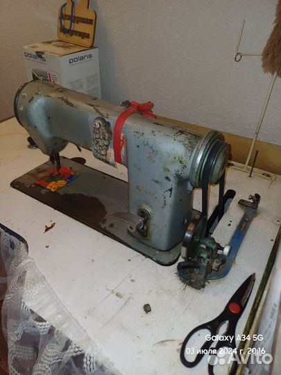 Швейная машина