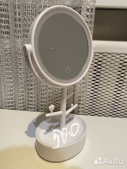 Зеркало с подсветкой настольное