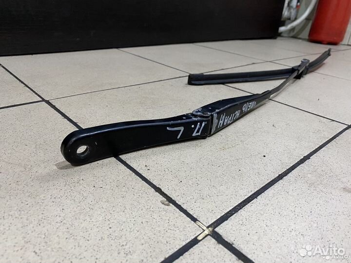 Поводок дворника левый Opel Astra H