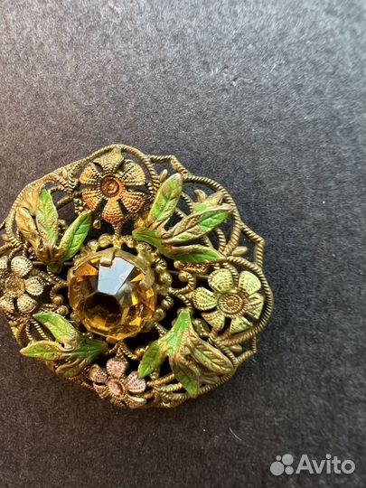 Антиквврная брошь полянка Чехословакия