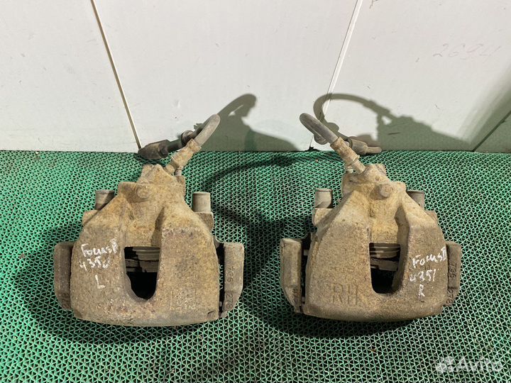 Суппорт передний Ford Focus 2