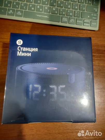 Яндекс станция мини с часами