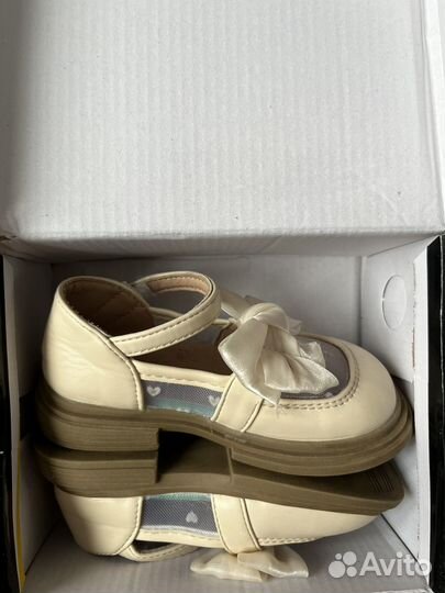 Ботинки для девочки 23-24