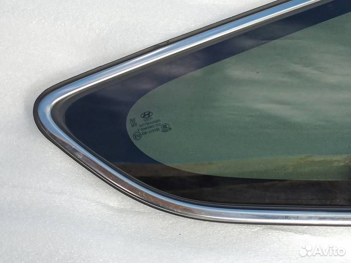 Форточка задняя правая Hyundai Santa Fe 3 DM 2015