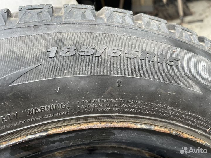 Колеса зимние 185/65 r15 Roadstone (корея)