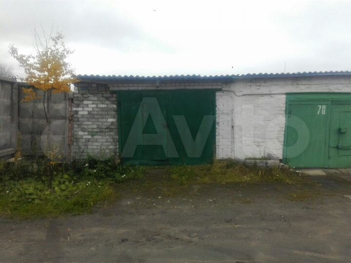 Гараж, > 30 м²