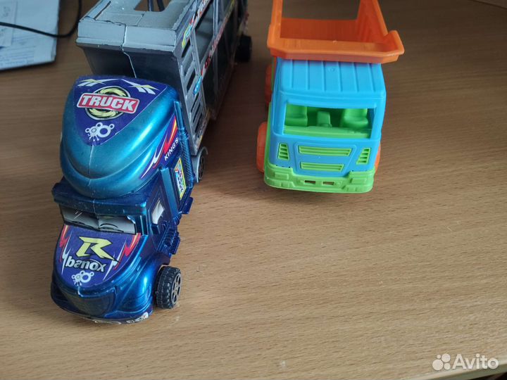 Детские игрушки машины