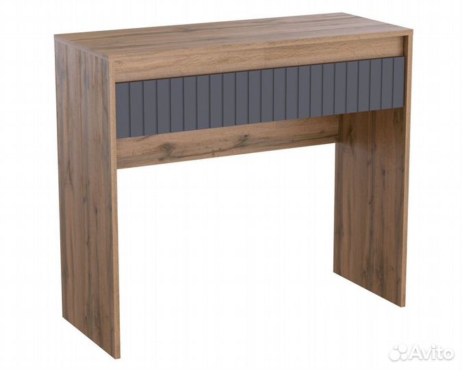 Туалетный столик