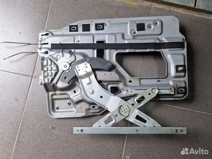 Hyundai Santa Fe Classic стеклоподъемник в сборе