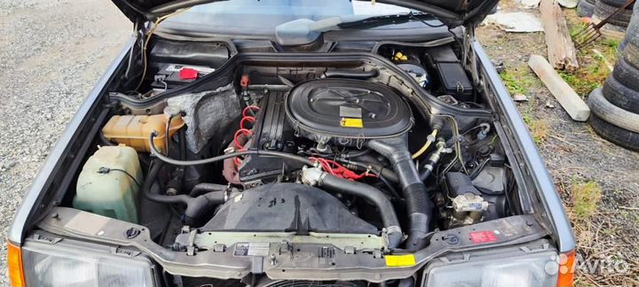 В разбор Mercedes E230 W124 из Японии